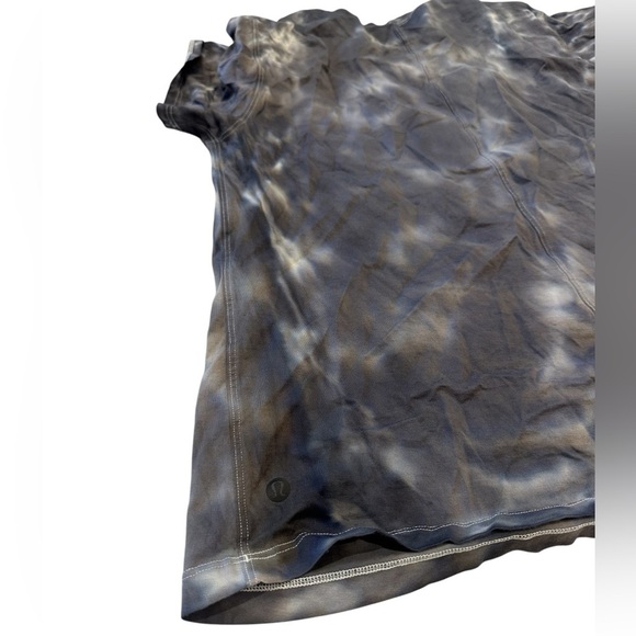 lululemon All Yours Boyfriend Tee Women's Cloud Wash Tie Dye Gray Short Sleeve - Picture 3 of 9